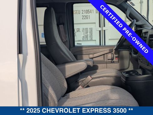 Used 2025 Chevrolet Express 3500 LT w/ LT Preferred Equipment Group RWD image 17