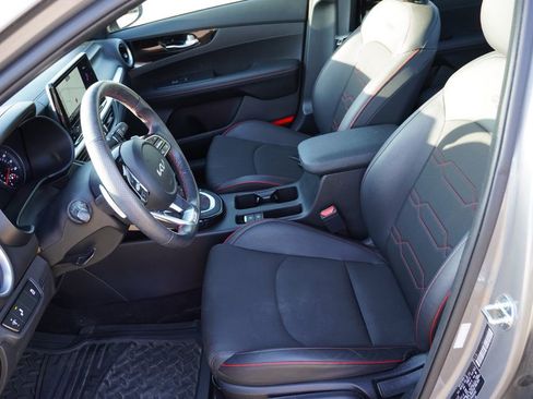 Certified 2023 Kia Forte GT FWD image 4