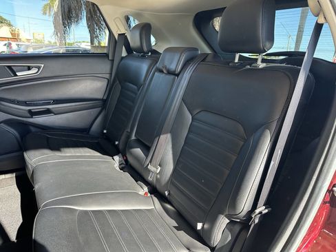 Used 2020 Ford Edge SEL image 13