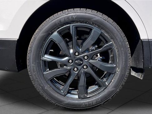 Used 2023 Chevrolet Equinox RS FWD image 10