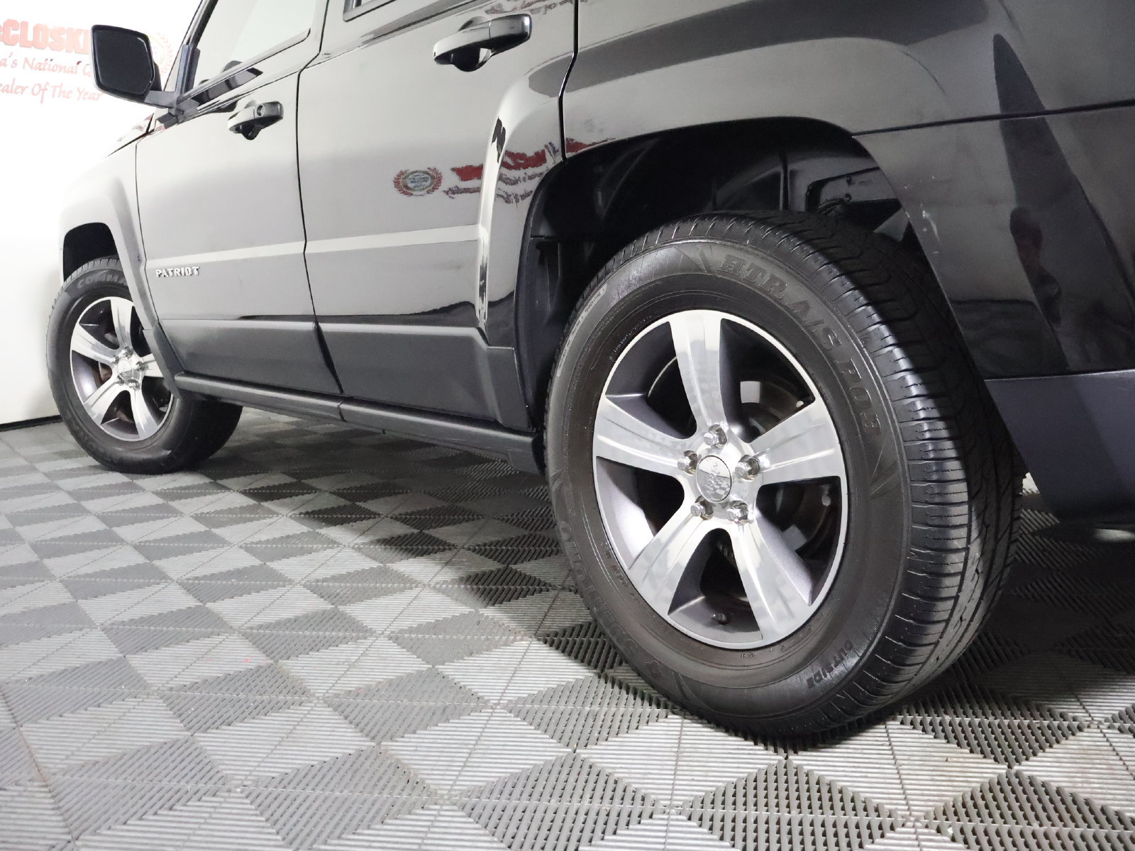Used 2016 Jeep Patriot High Altitude AWD/4WD image 10