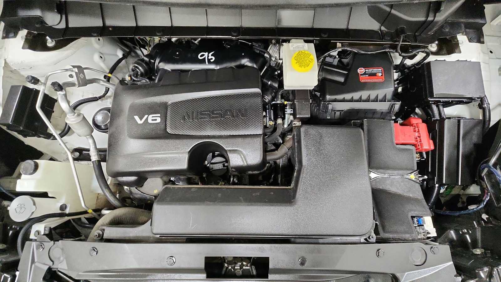 Used 2024 Nissan Pathfinder SL w/ Cargo Package AWD/4WD image 31