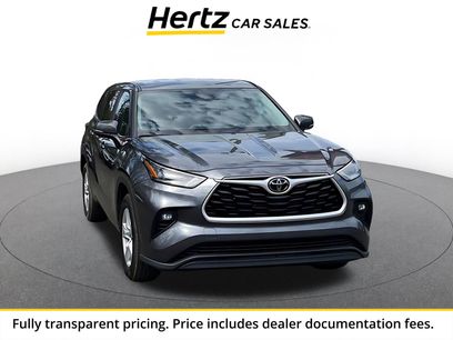 Used 2025 Toyota Highlander LE