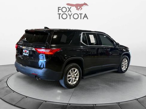 Used 2021 Chevrolet Traverse LS image 6