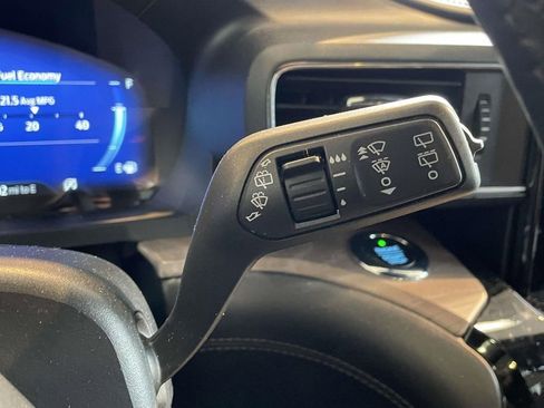 Used 2021 Ford Explorer Platinum w/ Equipment Group 601A AWD/4WD image 41