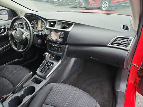 Used 2018 Nissan Sentra SV image 33