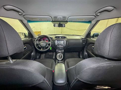 Used 2018 Kia Soul + image 26