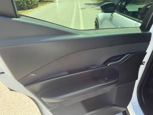 Used 2023 Fisker Ocean Extreme image 18