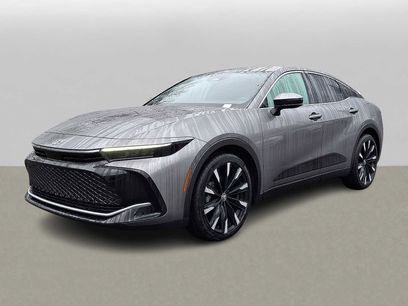 Used 2024 Toyota Crown Platinum