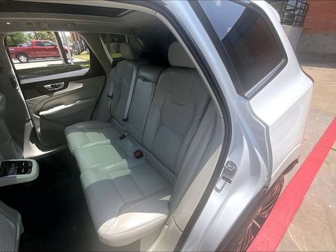 Certified 2026 Volvo XC60 B5 Ultra AWD/4WD image 35