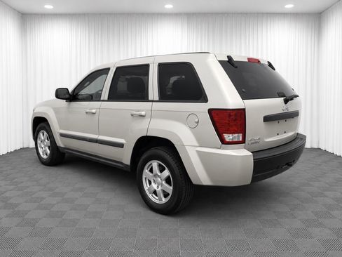 Used 2008 Jeep Grand Cherokee Laredo AWD/4WD image 5