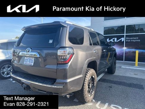 Used 2015 Toyota 4Runner Limited AWD/4WD image 5