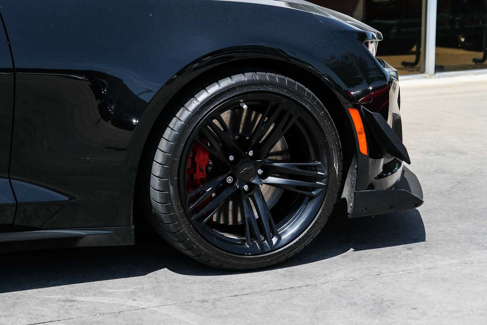 Used 2021 Chevrolet Camaro ZL1 RWD image 11