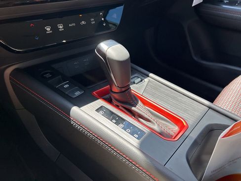New 2026 Nissan Kicks SR FWD image 36