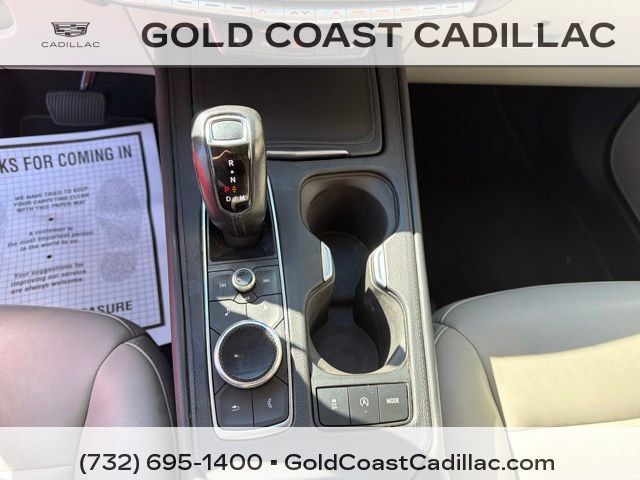 Used 2019 Cadillac XT4 Luxury w/ Cold Weather Package FWD image 23