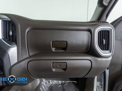 Used 2020 Chevrolet Silverado 2500 LTZ w/ LTZ Texas Edition image 42