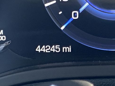 Used 2019 Cadillac Escalade ESV Luxury image 22