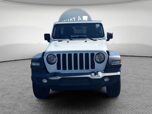 Used 2018 Jeep Wrangler Unlimited Sport S AWD/4WD image 9