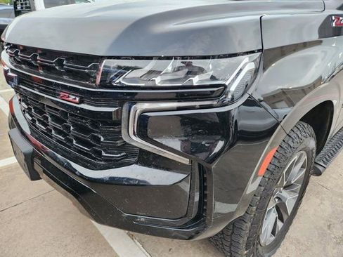 Used 2023 Chevrolet Suburban Z71 w/ Luxury Package image 15