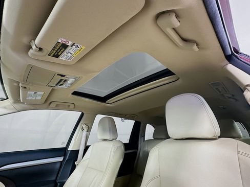 Used 2016 Toyota Highlander XLE image 27