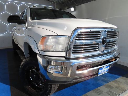 Used 2014 RAM 2500 Big Horn AWD/4WD image 3
