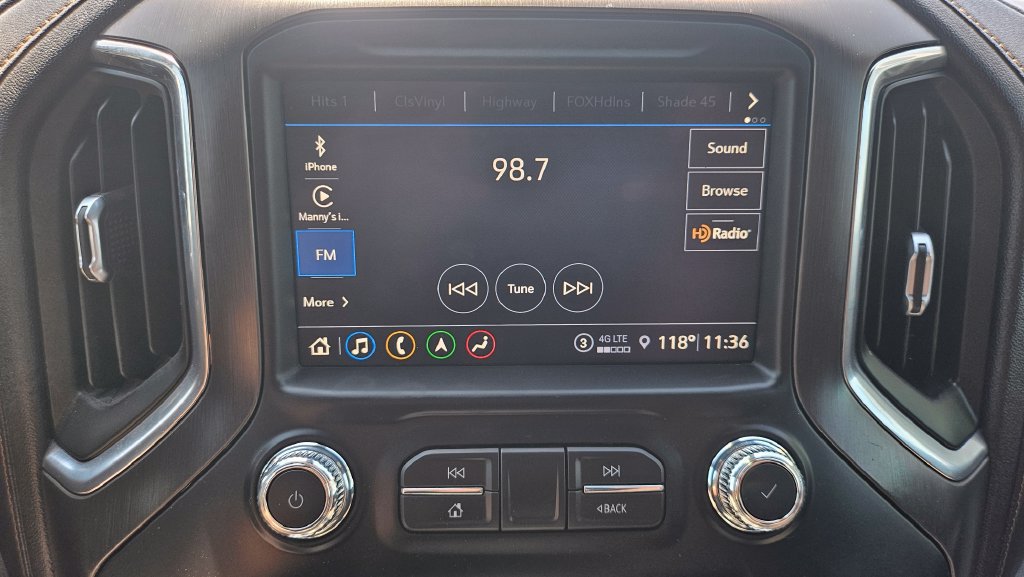 Used 2021 GMC Sierra 1500 AT4 w/ AT4 Premium Package AWD/4WD image 32
