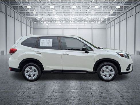 Used 2022 Subaru Forester Limited AWD/4WD image 6