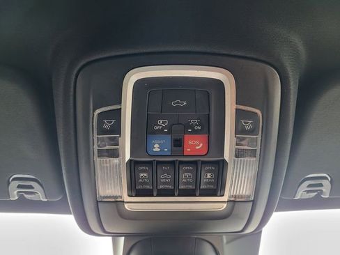 Used 2020 RAM 1500 Limited AWD/4WD image 19