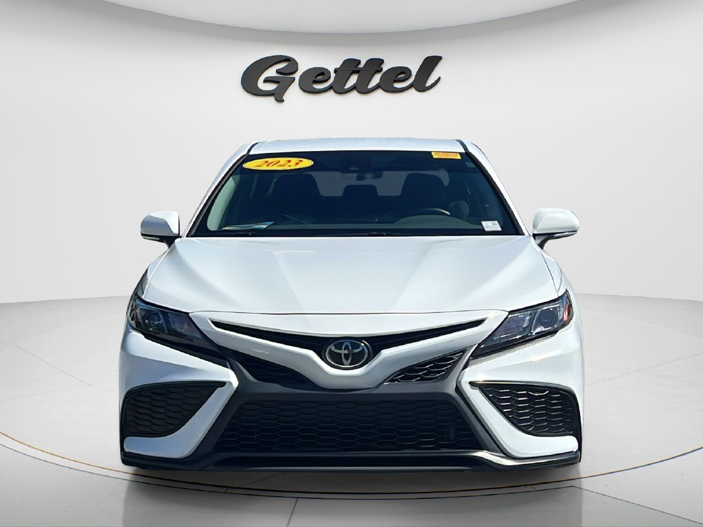 Used 2023 Toyota Camry SE FWD image 16