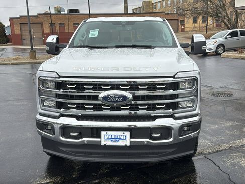 Used 2024 Ford F250 Lariat w/ Lariat Ultimate Package image 3