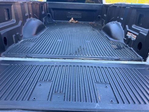 Used 2022 Ford F250 XL w/ Power Equipment Group image 21