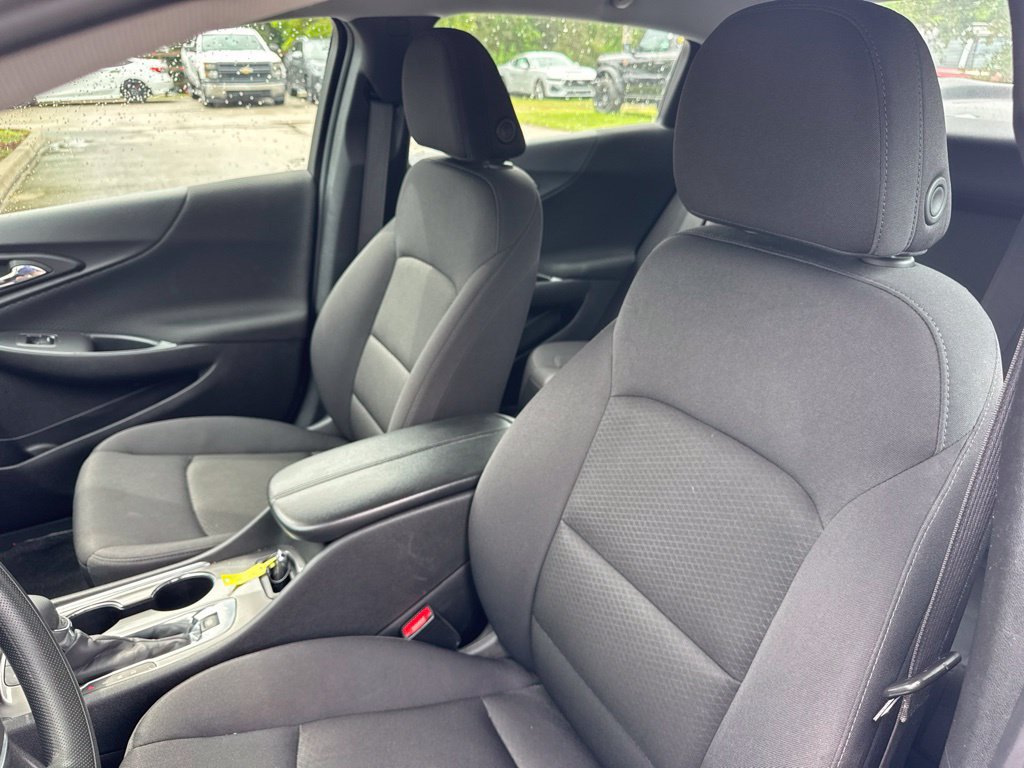 Used 2025 Chevrolet Malibu LT FWD image 10