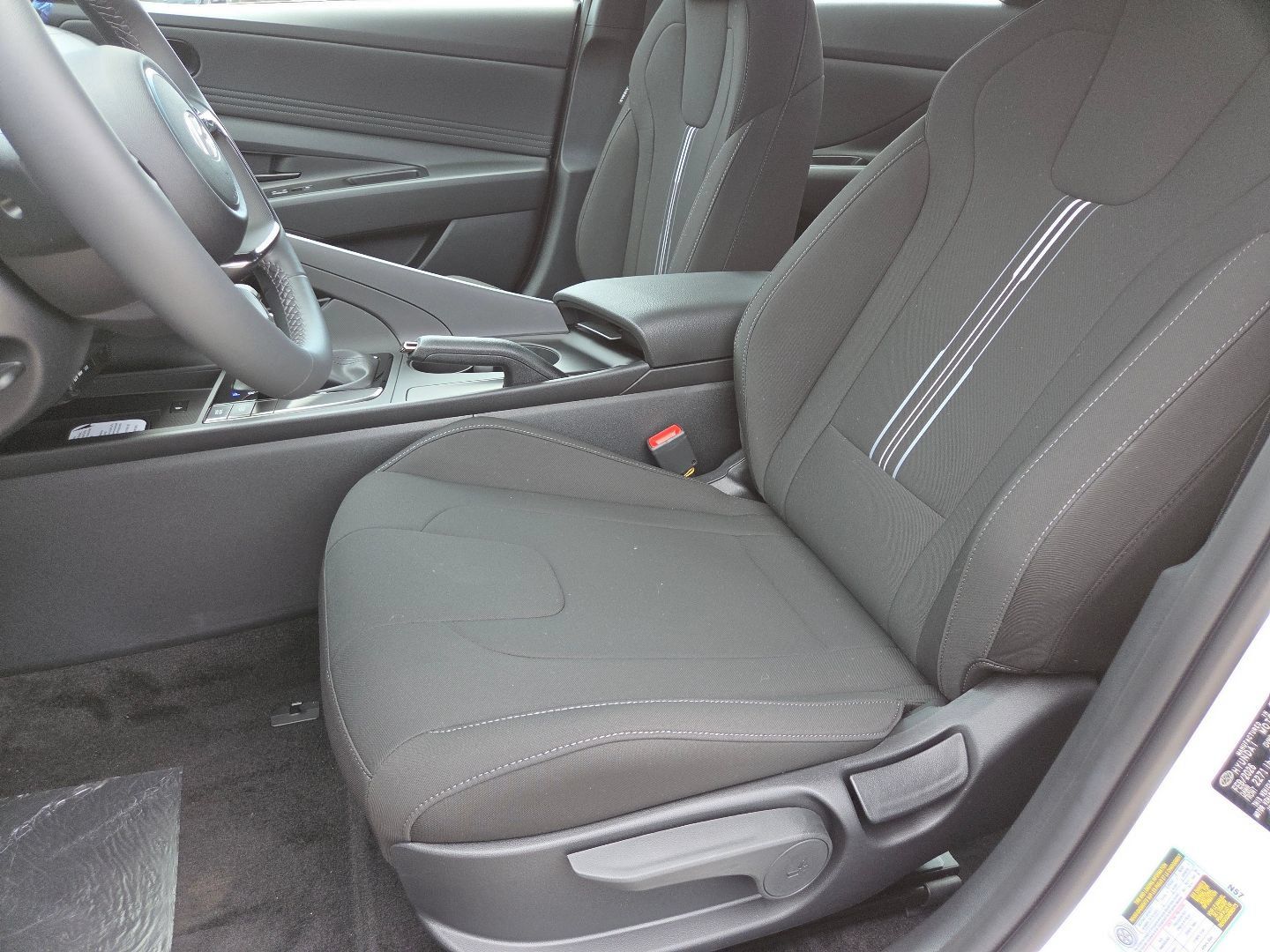 New 2026 Hyundai Elantra Sport FWD image 24