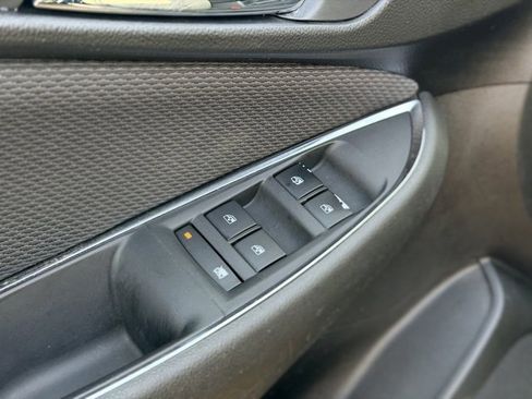 Used 2019 Chevrolet Cruze LT image 17
