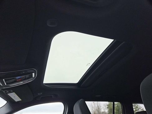 New 2026 Jeep Grand Cherokee Laredo X image 11