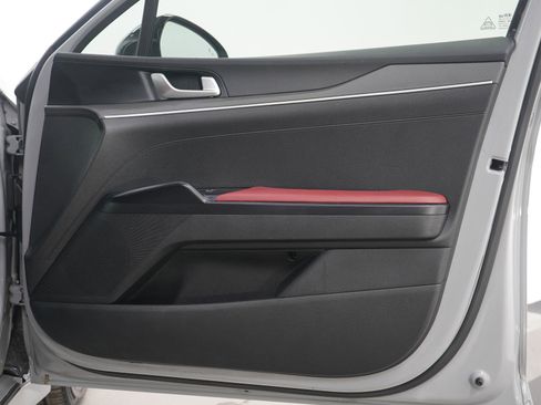 Used 2021 Kia K5 GT-Line image 9