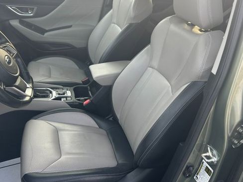 Used 2020 Subaru Forester Limited image 21