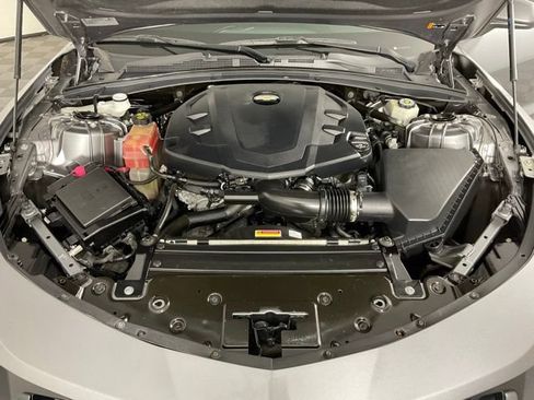 Used 2020 Chevrolet Camaro LT image 9