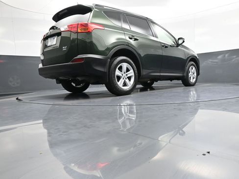 Used 2013 Toyota RAV4 XLE AWD/4WD image 29