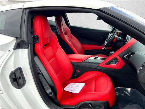 Used 2019 Chevrolet Corvette Z06 RWD image 9