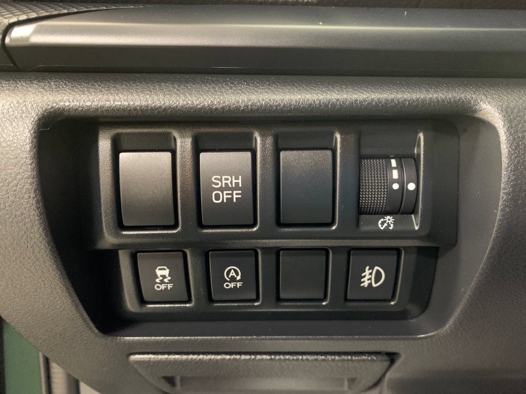 Used 2022 Subaru Forester AWD/4WD image 24