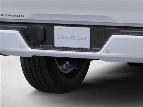 New 2026 Chevrolet Colorado LT w/ LT Convenience Package RWD image 14