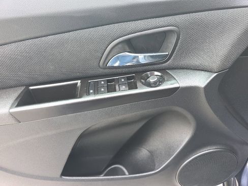 Used 2014 Chevrolet Cruze LT FWD image 15