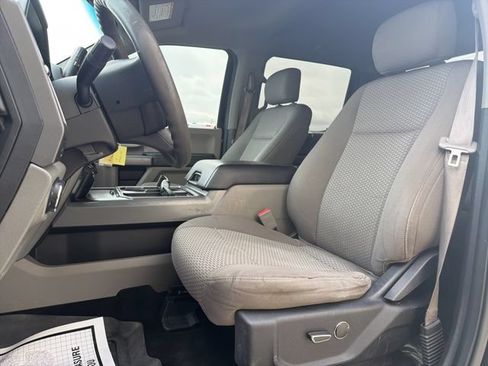 Used 2019 Ford F350 XLT w/ XLT Premium Package AWD/4WD image 15