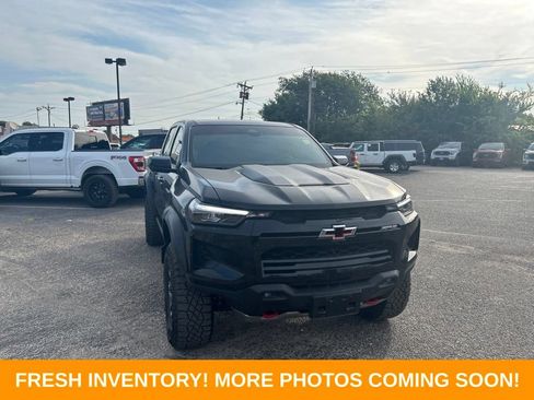 Used 2024 Chevrolet Colorado ZR2 w/ Technology Package AWD/4WD image 1