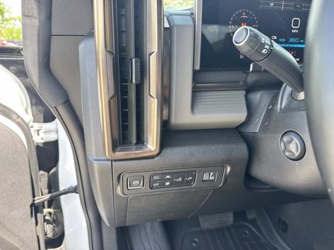 Used 2024 GMC Hummer EV 3X w/ Battery Pack, 24 Module Pack AWD/4WD image 32