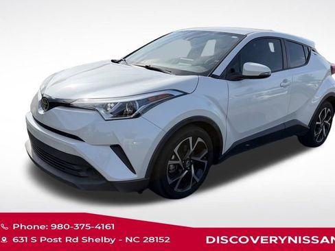 Used 2019 Toyota C-HR XLE image 1