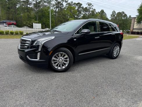 Used 2017 Cadillac XT5 Luxury w/ Driver Awareness Package image 31