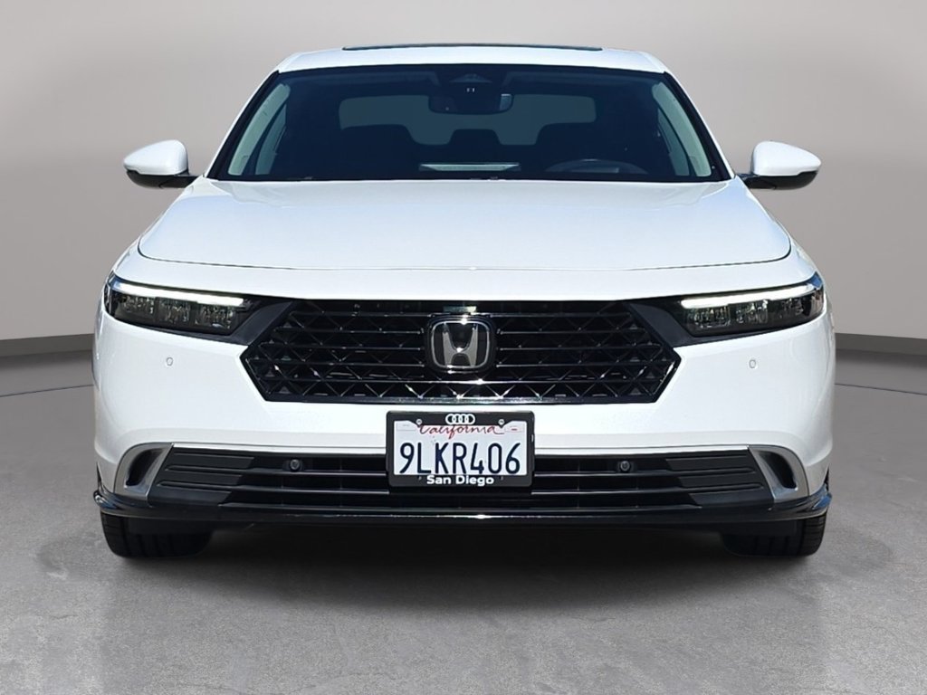 Used 2024 Honda Accord Touring image 3
