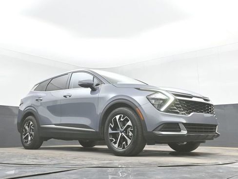 Used 2023 Kia Sportage EX FWD image 27